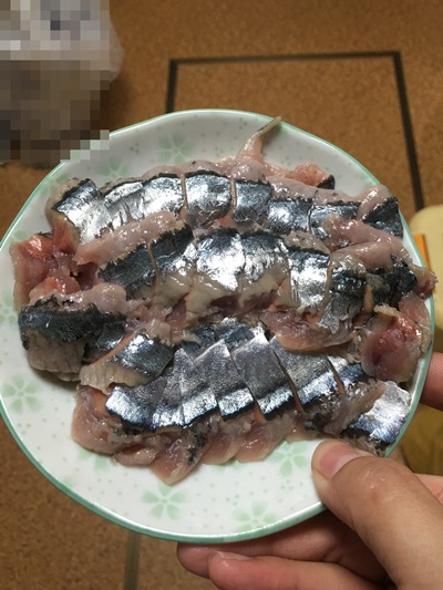 秋刀魚の刺身